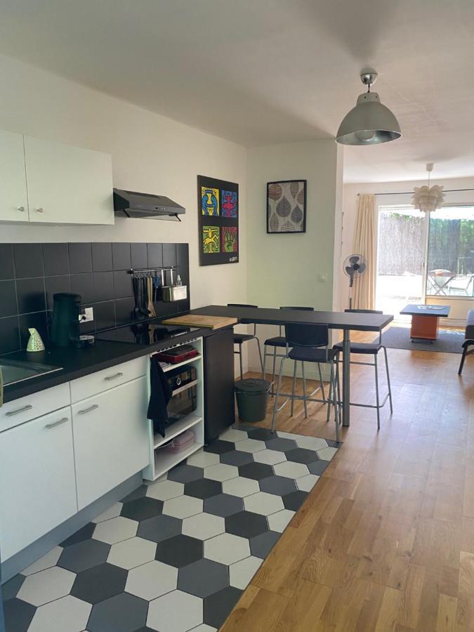 Grand Studio De 38M2 Et Cour Independante De 25M2 Dont Wifi Et Netflix Apartment Montpellier Luaran gambar