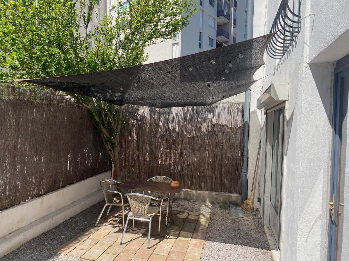Grand Studio De 38M2 Et Cour Independante De 25M2 Dont Wifi Et Netflix Apartment Montpellier Luaran gambar